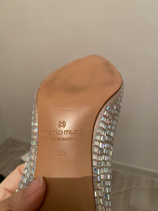 Женские туфли на каблуке