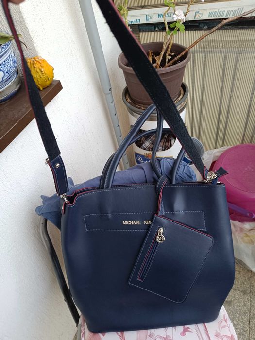 Чанта на МК и Boo!