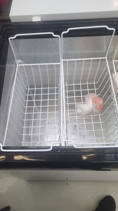 Морозильник в хорошем состоянии