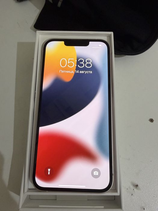 продам iphone 13