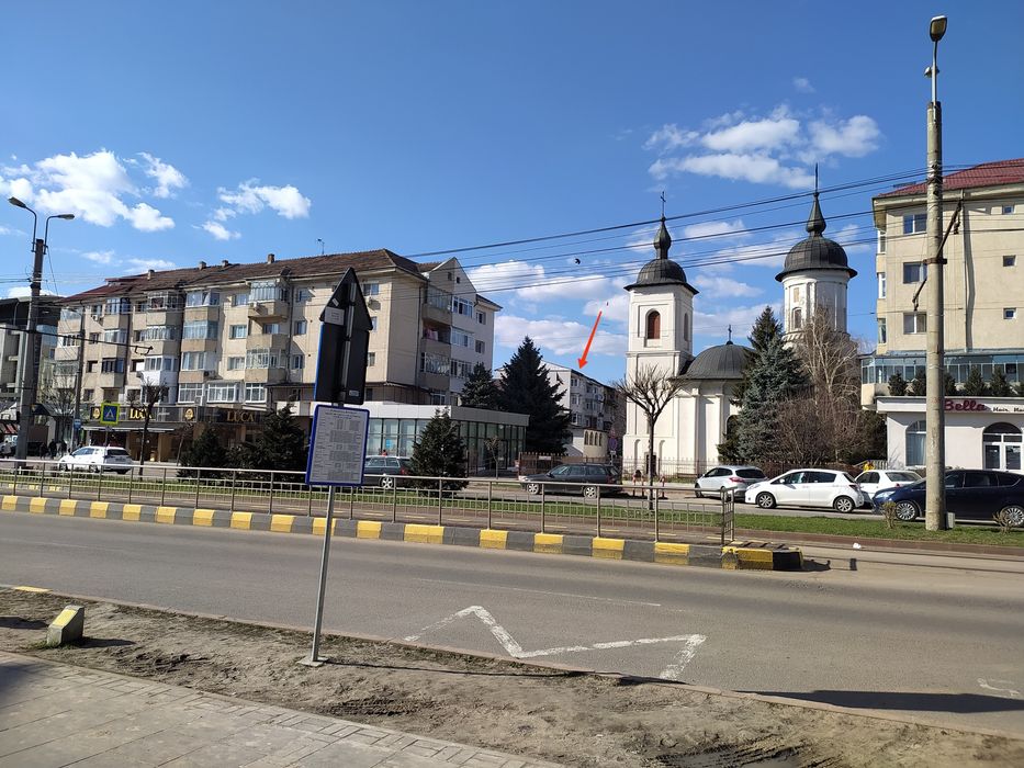 Închiriez ap 3 camere zonă centrală