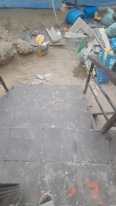 Услуги кафельщика, ремонт квартир.