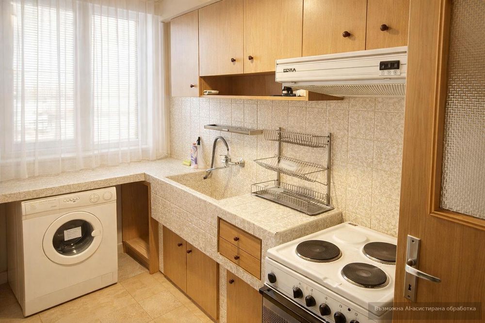 Дава се под наем Многостаен апартамент в Пловдив, Кършияка - 120 кв.м за 448.8 € - Снимка #1