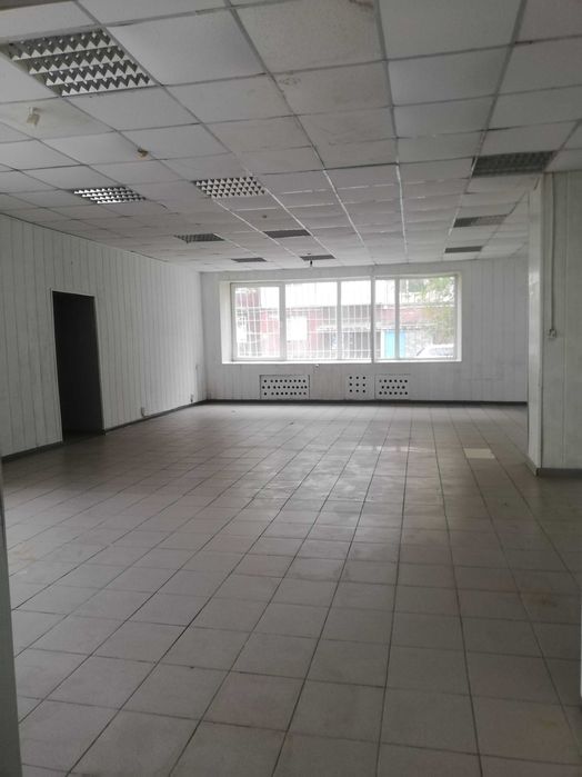 Здание 184кв, земля и 2-х комнатная кв Продам или меняю на автомобиль.