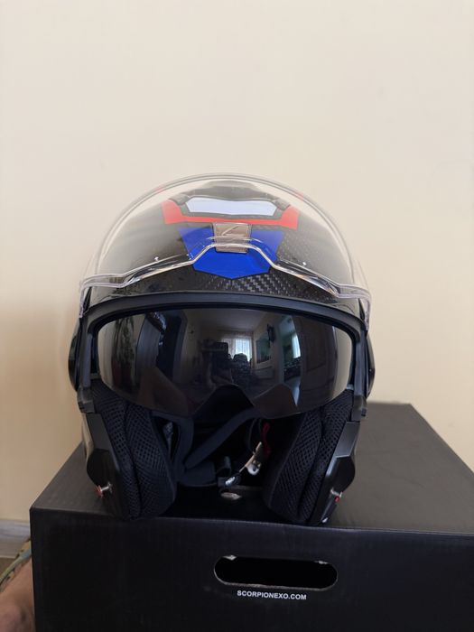 Каска за мотор Scorpion echo tech carbon