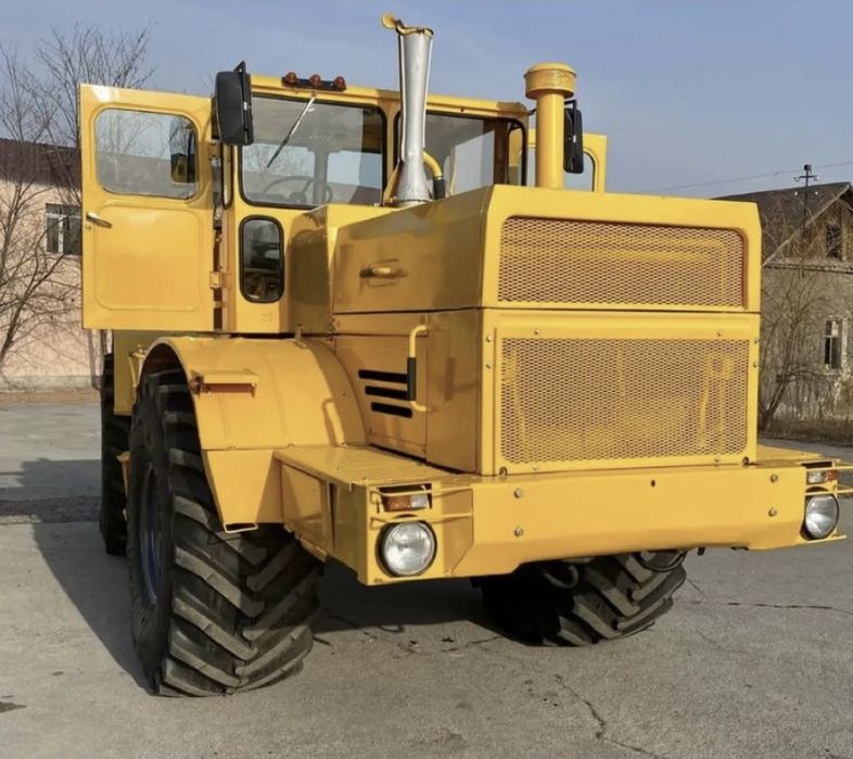 Кировец  (К-700)