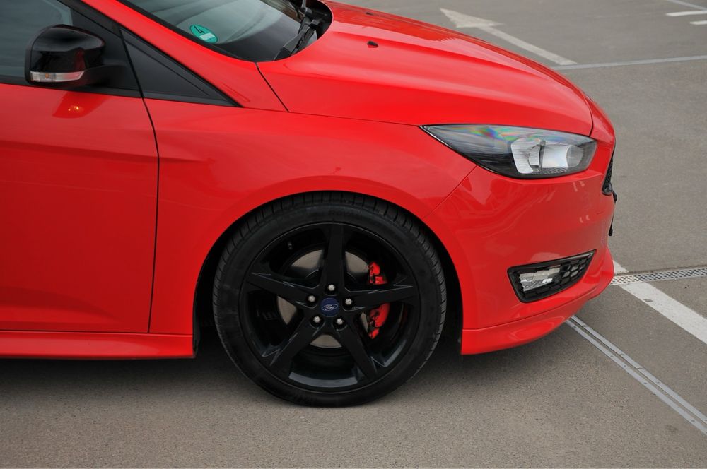 Vand Ford Focus, 2.0 Tdci -Red & Black edition - 2016 - 150cp-euro6, fara adblue. Accept variante - motor mic , de oras, pe benzina