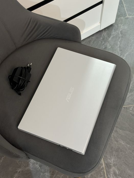 Шустрый ноутбук Asus / Асус