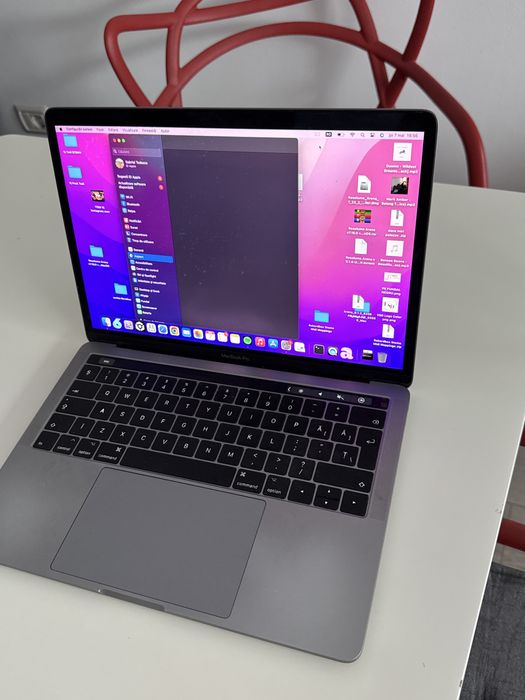 MacBook Pro 13  2017 | i5 3.1GHz | 8GB RAM | 256GB SSD | 4 Thunderbolt