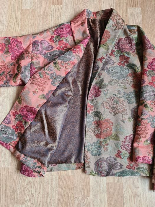 Жакет, кафтан, кардиган, пиджак