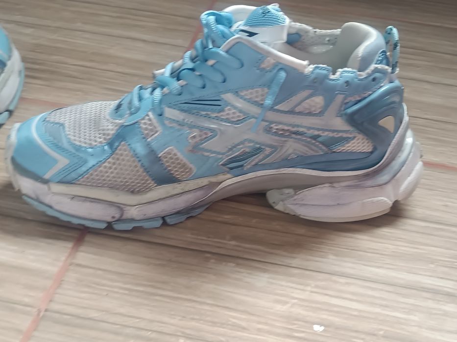 Balenciaga runner