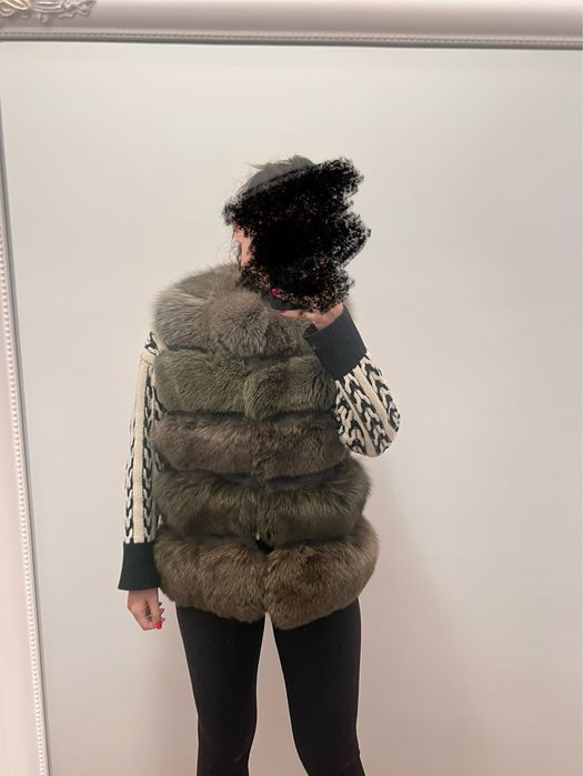 Vesta din blana de vulpe