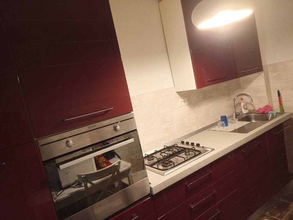 Bucătărie complet utilată