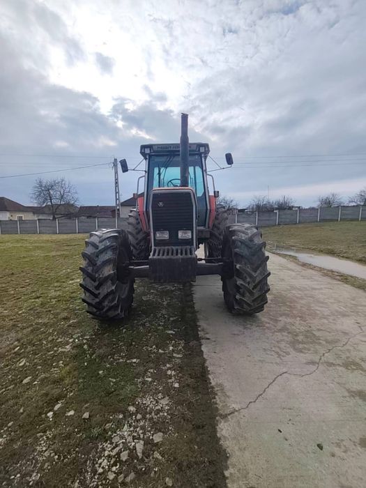 Vând Tractor Massey Ferguson