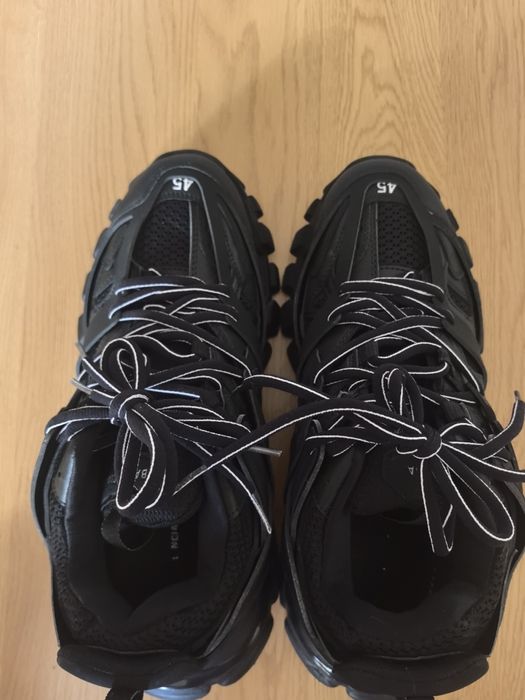 BALENCIAGA Track 45