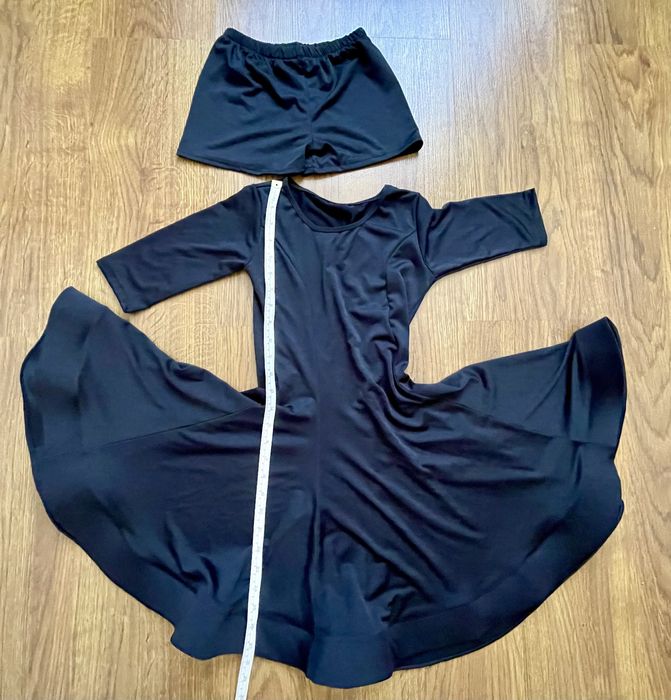 Платье спортивно- бальное