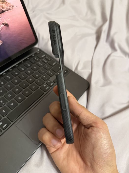 Pitaka iPhone 17 Pro