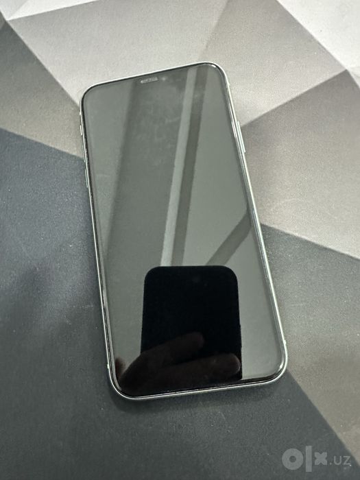 iPhone 11  128GB