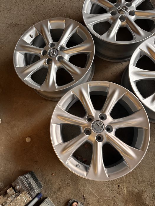 Лексус диск на 18