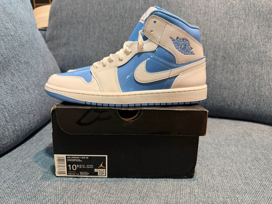 Air Jordan 1 mid SE