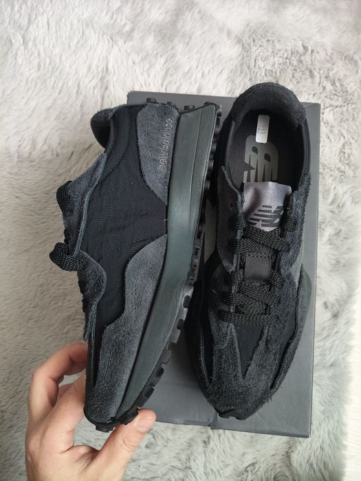 New Balance 327 unisex culoare negru mărimea 39.5 noi originali