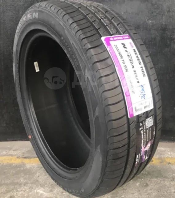 Продается шина Nexen