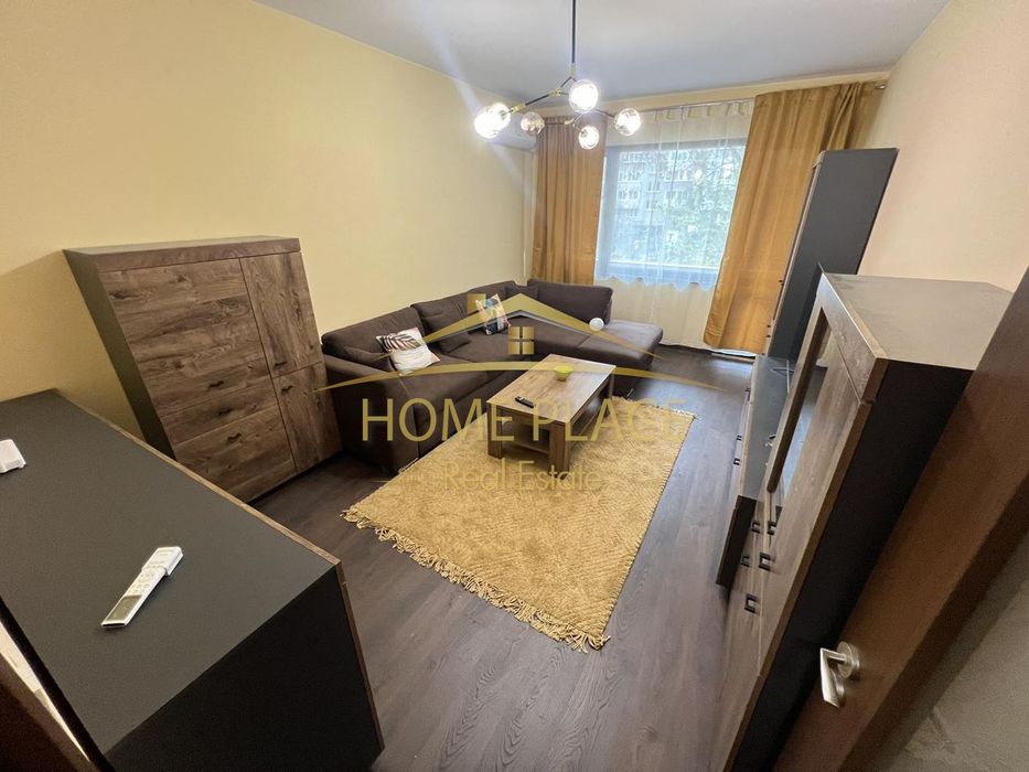 Дава се под наем Четиристаен апартамент в Варна, Окръжна болница - 130 кв.м за 918 € - Снимка #1