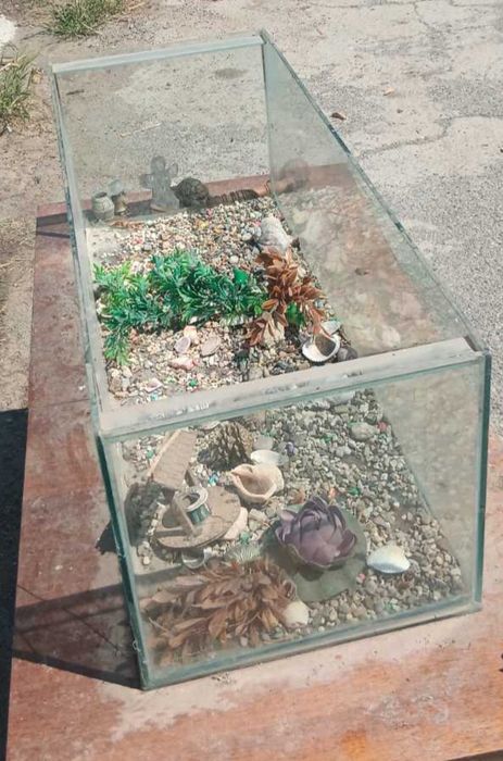 Продавам аквариум