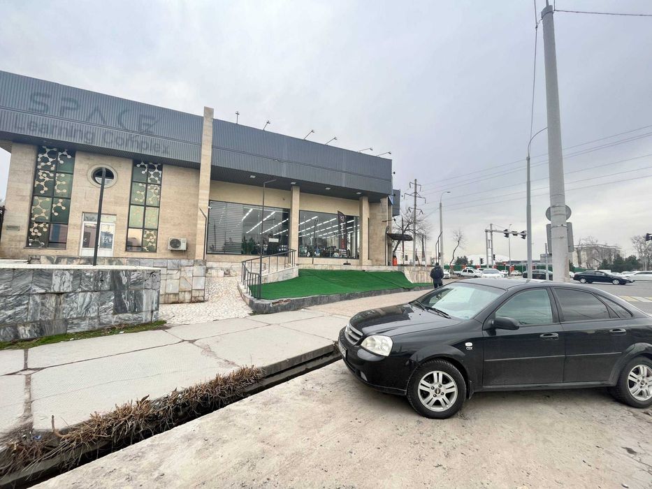2 этаж помещение вдоль дороги! Улица Сагбан Мкад 350 м2!