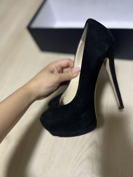 Туфли черные на платформе