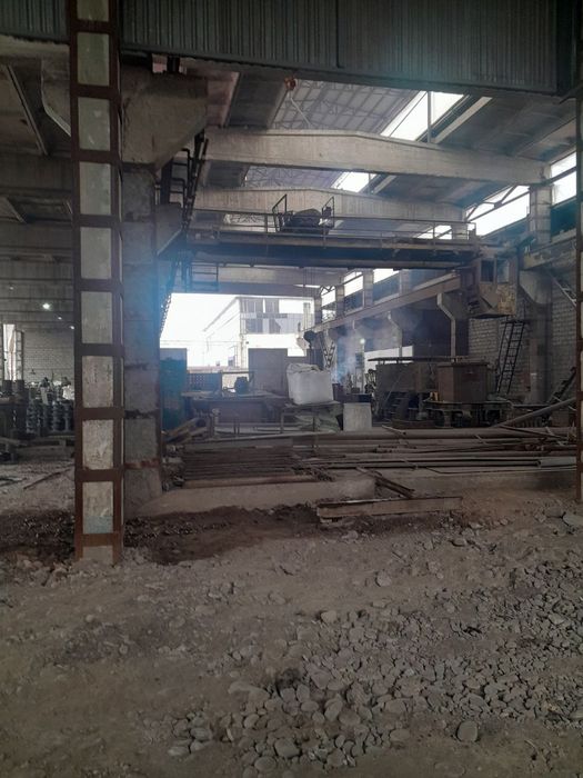 Продам  база 30 соток  2000м2 помещение Бектемир