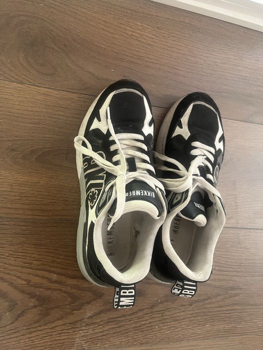 Продам оригинальные кроссовки Bikkembergs