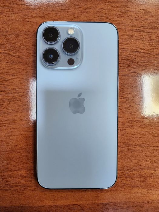 Iphone 13 pro idel holatda