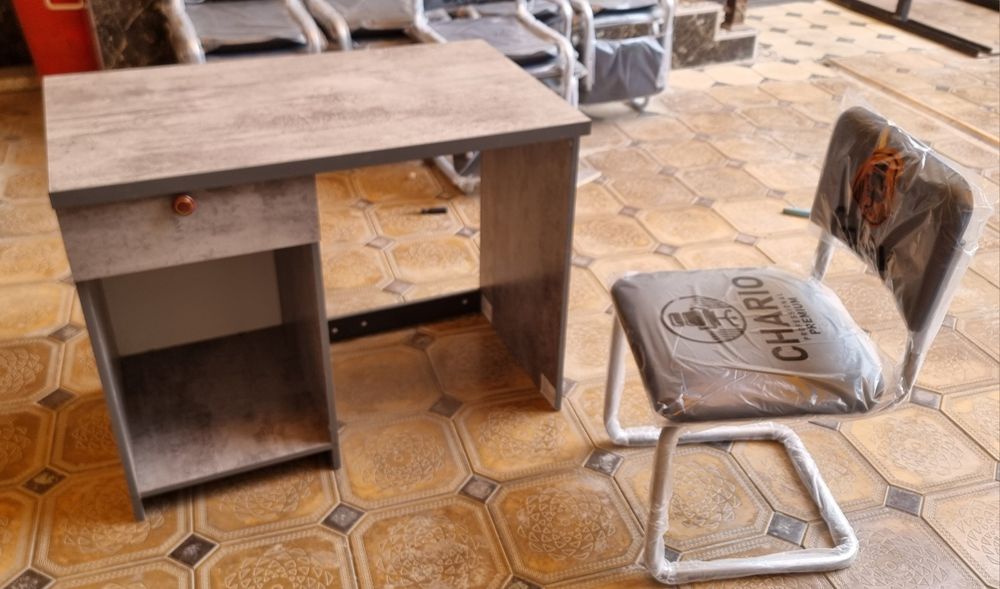 компьютер учун стол ва стулча сотилади Янги + ДОСТАВКА