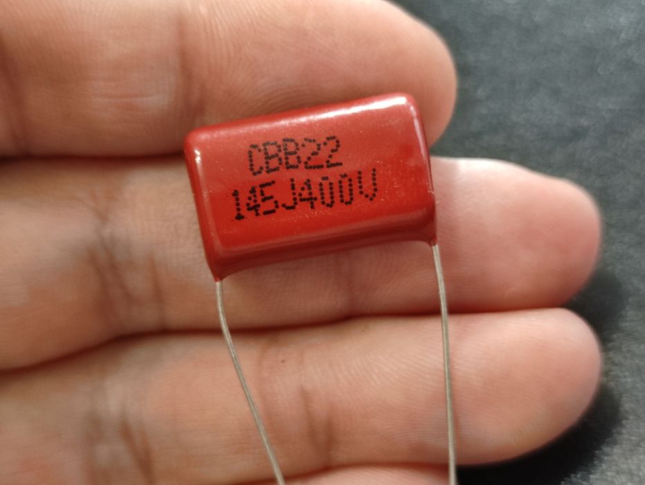 Кондензатори / Електроника / CBB22 - 145J 400V / KHC 47mf 50V