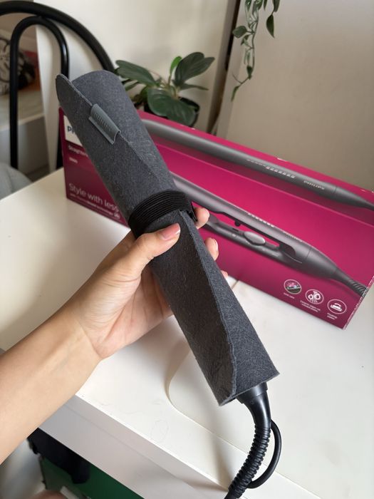 Выпрямитель для волос Philips Straightener 5000 Series