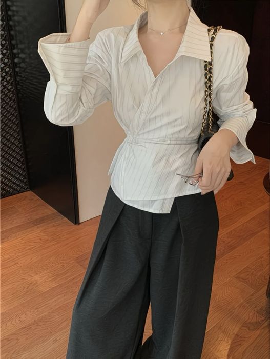 Элегантная белая рубашка