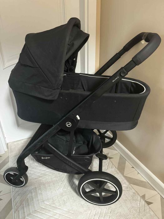 Бебешка количка cubex