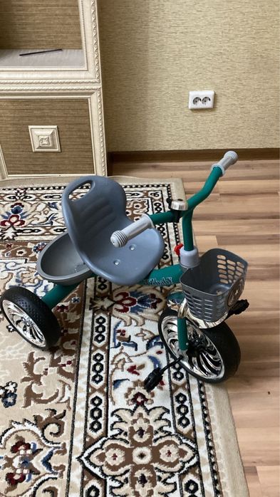 Продам детский трёхколёсный велосипед