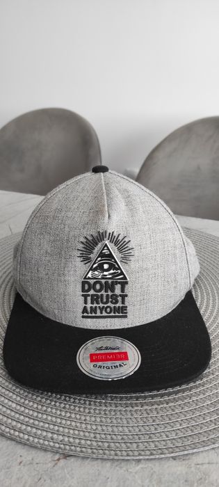 Оригинална шапка