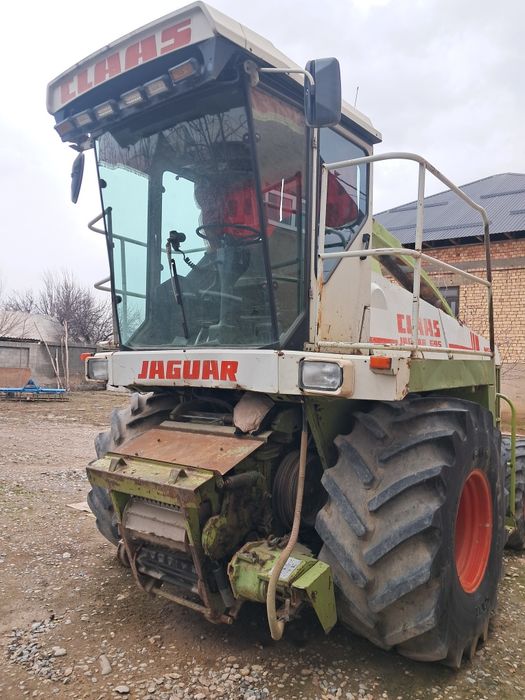 Комбайн клас ягуар