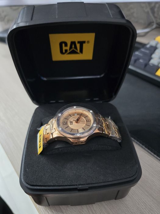 Наручные часы CAT