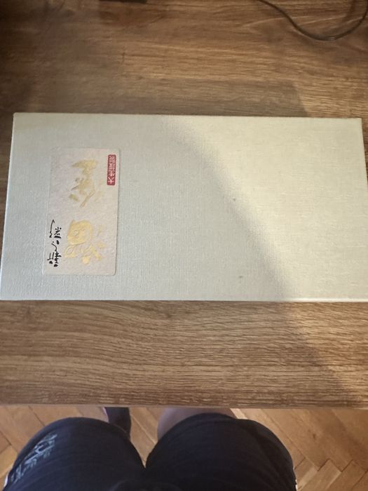 Оригинална рисувана кутия за бижута от Япония. Нова. В оригинална кути