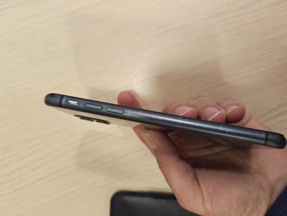 Iphone 11 - 64g - complet functional