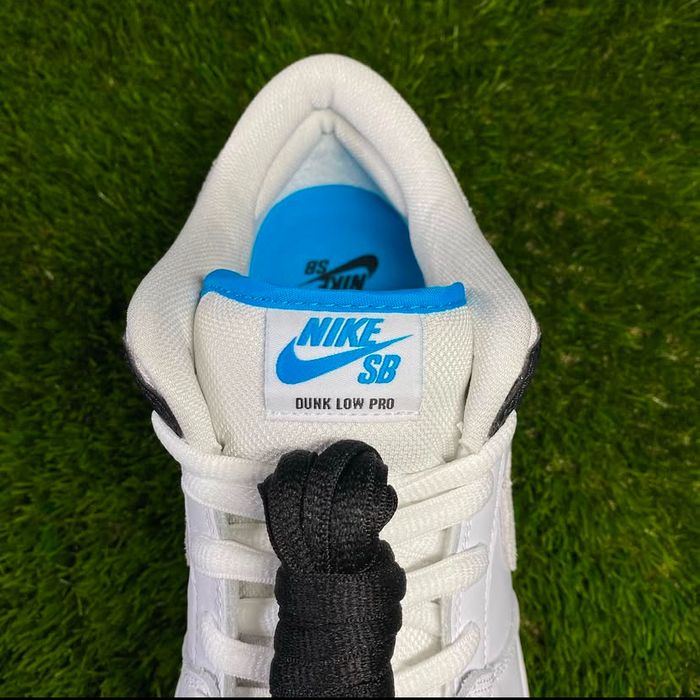 Nike SB Dunk Low Laser Blue 43