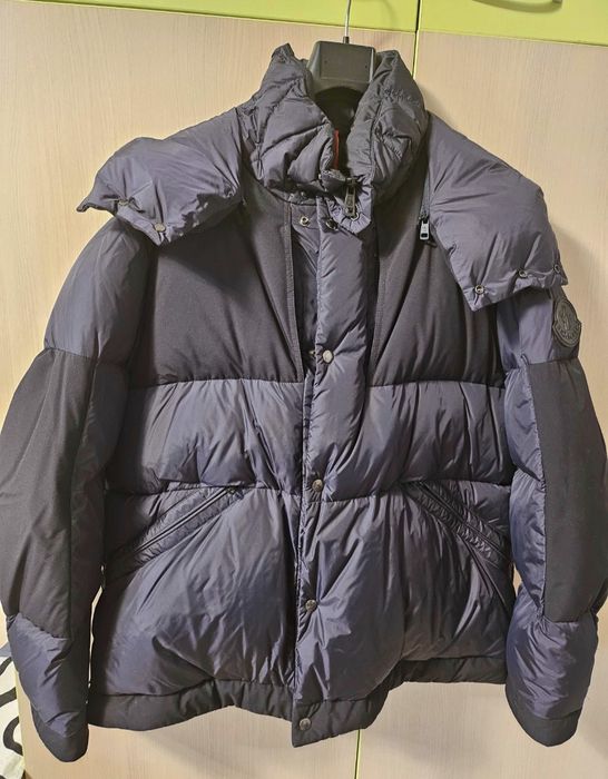 Geaca Moncler marimea 7(3xl/4xl)