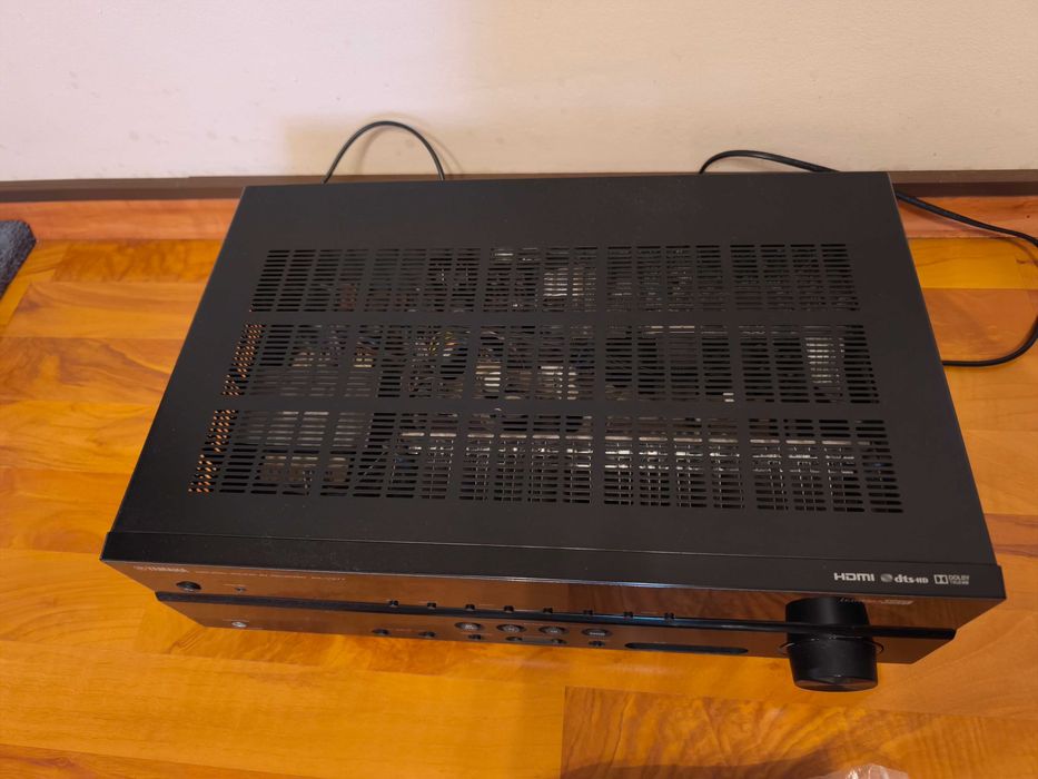 Receiver AV Yamaha RX-v377, 5.1 canale