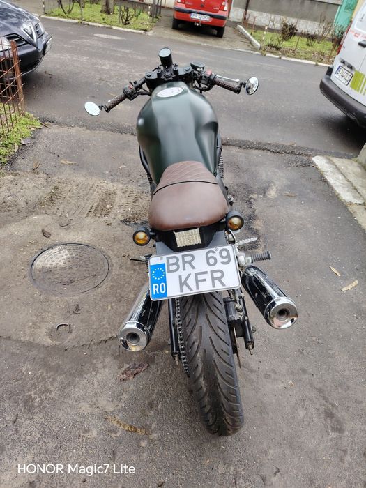 Vând Yamaha XJ 600 Cafe racer