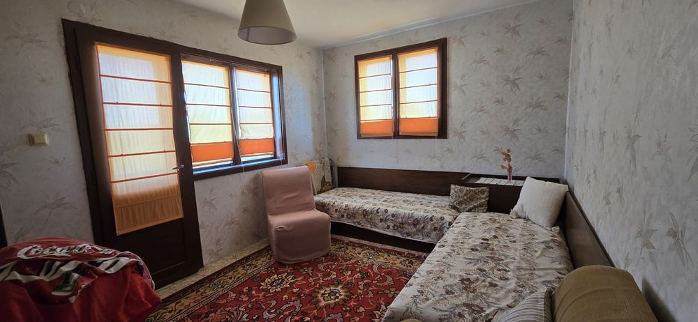 Двуетажна къща с. Ряхово