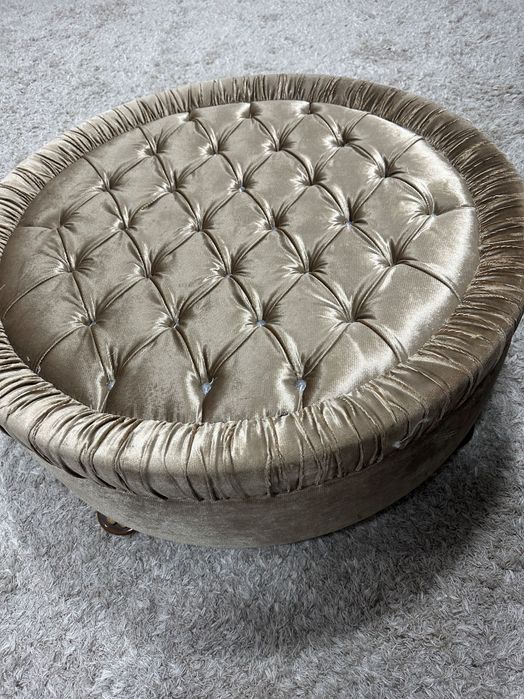 Декоративный стол